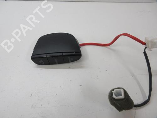 Used Switch Switch KIA SORENTO I (JC) 2.5 CRDi 4WD (140 hp) 22107039 22107039