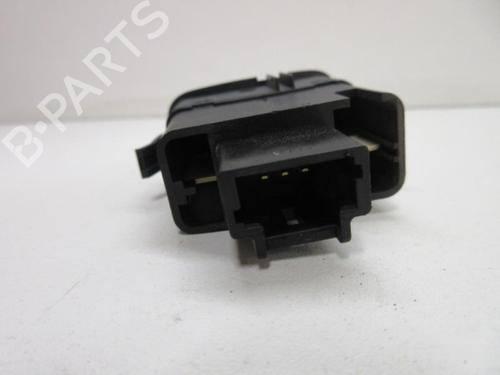 Used Lights ECU Lights ECU RENAULT ESPACE IV (JK0/1_) 2.0 Turbo (JK0A, JK0B, JK0N) (163 hp) 22107817 22107817