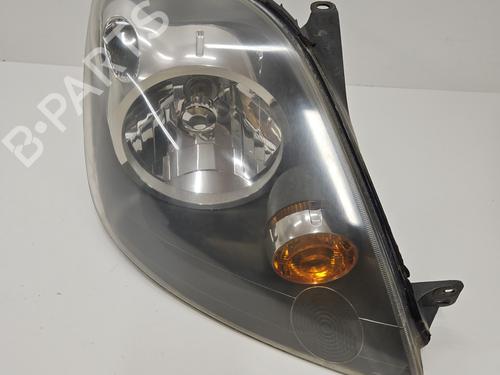 Used Right headlight FORD FIESTA V (JH_, JD_) 1.4 TDCi (68 hp) 29467163