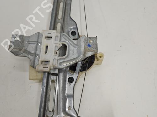 Used Rear right window mechanism Rear right window mechanism PEUGEOT 308 II (LB_, LP_, LW_, LH_, L3_) 1.6 HDi / BlueHDi 115 (115 hp) 28572860 28572860