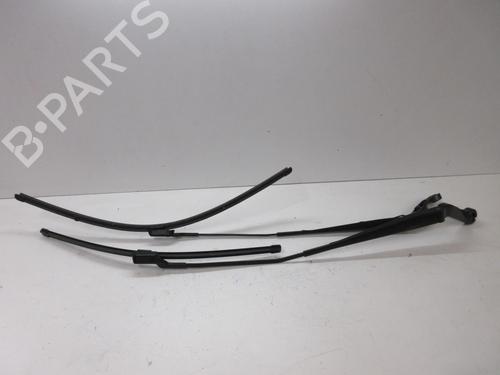 Used Front windshield wiper arm PEUGEOT BOXER Van 2.0 BlueHDi 110 (110 hp) 20894632