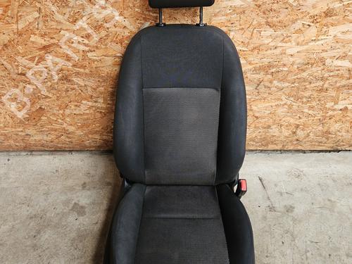 Siège avant droit FORD FOCUS II Saloon (DB_, FCH, DH) 1.8 TDCi (115 hp) 31877593