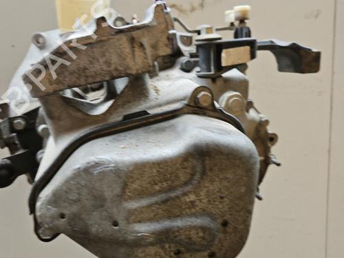 Gearbox PEUGEOT 208 I (CA_, CC_) 1.4 HDi | BP30046104M3