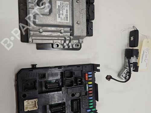 Elektronisk modul PEUGEOT 3008 I MPV (0U_) 2.0 HDi 150 / BlueHDi 150 (150 hp) 28798343