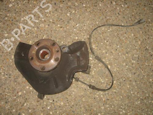 Used Left front steering knuckle PEUGEOT 807 (EB_) 2.0 HDi (107 hp) 20904701