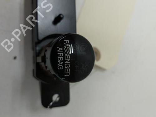 Used Warning switch Warning switch FIAT 500X (334_) 1.6 D Multijet (334AXA1B, 334AXA11) (120 hp) 20894220 20894220