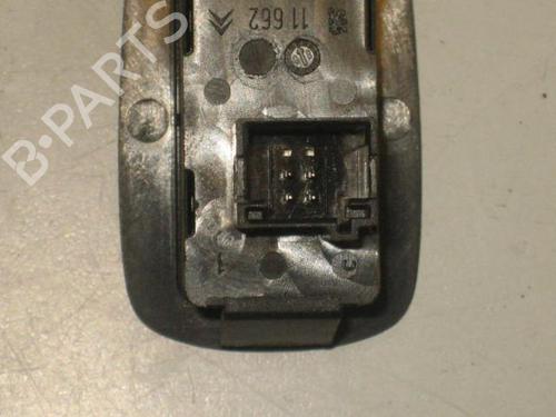 Used Right rear window switch CITROËN C4 Picasso I MPV (UD_) 1.6 VTi 120 (120 hp) 20898009