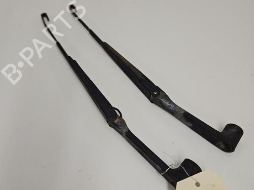 Used Front windshield wiper arm MITSUBISHI PAJERO II (V3_W, V2_W, V4_W, V5_W) 2.8 TD (V46W, V26W) (125 hp) 31378865