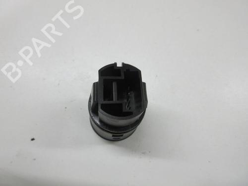 Used Switch RENAULT LAGUNA III (BT0/1) 2.0 dCi (BT01, BT08, BT09, BT0E, BT0K, BT12, BT1C, BT1D,... (150 hp) 20891182