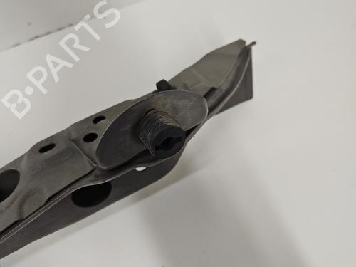 Crossmember TOYOTA YARIS (_P13_) 1.5 Hybrid (NHP130_, NHP130) | BP26436717C162