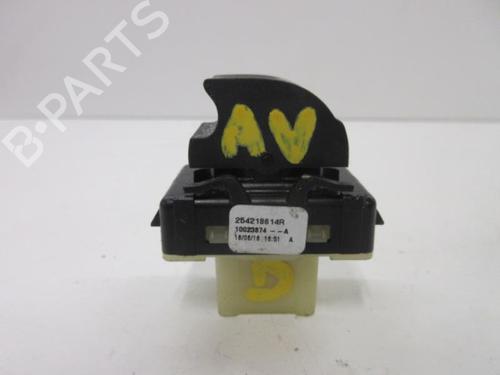 Used Right front window switch RENAULT CLIO IV (BH_) 1.5 dCi 75 (75 hp) 20900880