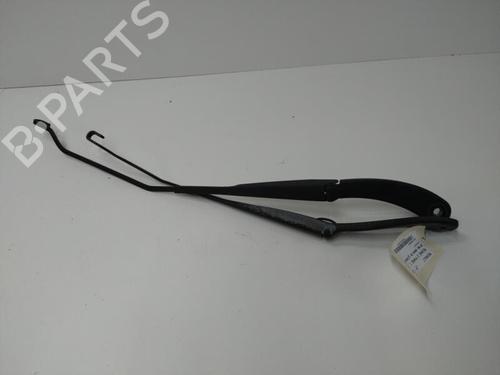 Used Front windshield wiper arm Front windshield wiper arm 20893917 20893917