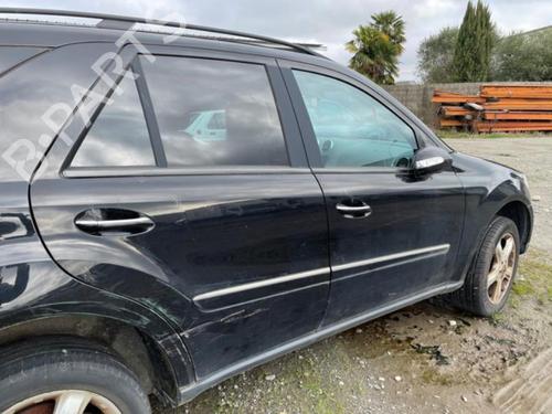 Front right exterior door handle MERCEDES-BENZ M-CLASS (W164) ML 320 CDI 4-matic (164.122) | BP20913325C129 