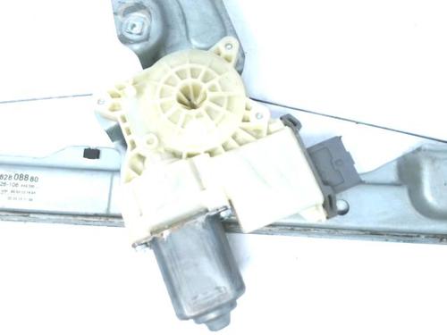 Front right window mechanism PEUGEOT 5008 (0U_, 0E_) 1.6 HDi | BP20912137C23 