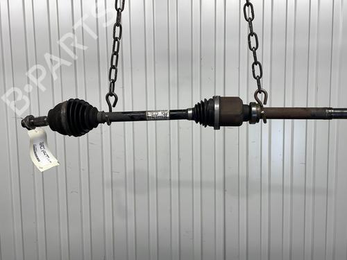 Right front driveshaft PEUGEOT 2008 I (CU_) 1.2 THP 110 / PureTech 110 | BP30396770M39