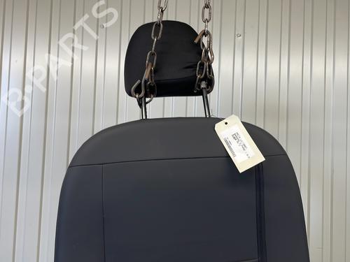 Right front seat DACIA SANDERO II TCe 90 (B8M1, B8MA, B8AC) | BP30465613C16 