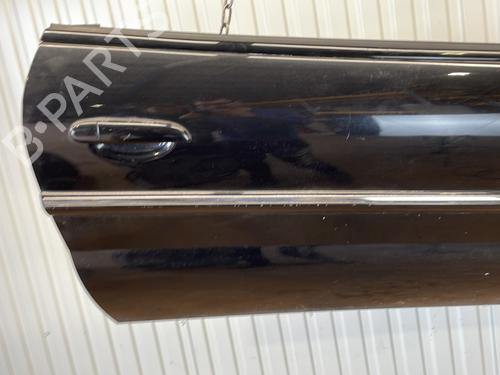 Used Right front door Right front door 24147110 24147110