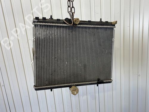 Used Water radiator Water radiator FIAT SCUDO Van (270_, 272_) 1.6 D Multijet (90 hp) 29833152 29833152