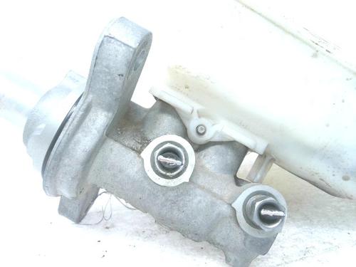 Used Brake master cylinder Brake master cylinder MERCEDES-BENZ CITAN Box Body/MPV (W415) 109 CDI (415.601, 415.603, 415.605) (90 hp) 23795917 23795917