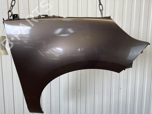 Used Right front fenders RENAULT SCÉNIC III (JZ0/1_) 1.5 dCi (106 hp) 24401422