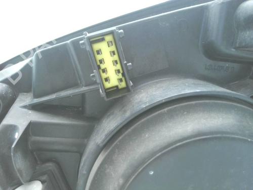 Used Right headlight Right headlight PEUGEOT 307 (3A/C) 2.0 HDi 110 (107 hp) 27573631 27573631