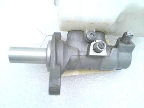 Used Brake master cylinder Brake master cylinder DACIA LODGY (JS_) 1.2 TCe (JSAY, JSM0) (115 hp) 24889030 24889030