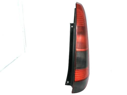 Used Right taillight FORD FIESTA V (JH_, JD_) 1.4 TDCi (68 hp) 23796345
