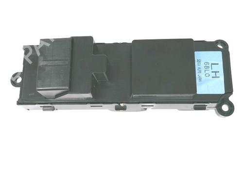Used Left front window switch Left front window switch SUZUKI SWIFT IV (FZ, NZ) 1.3 DDiS (AZG413D, ZC02S, ZC92S) (75 hp) 34227227 34227227