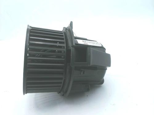 Heater blower motor CITROËN C3 II (SC_) 1.2 VTi 82 | BP29599881M62 - Image 3