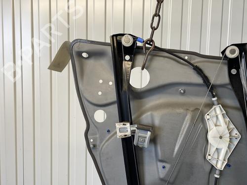 Front right window mechanism MERCEDES-BENZ A-CLASS (W169) A 180 CDI (169.007, 169.307) | BP27682015C23