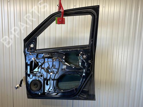 right-front-door-suzuki-swift-iii-mz-ez-2005-32723910 main image