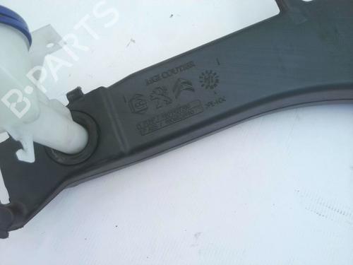 Windscreen washer tank PEUGEOT 308 II (LB_, LP_, LW_, LH_, L3_) 1.6 HDi / BlueHDi 115 | BP28668786C113