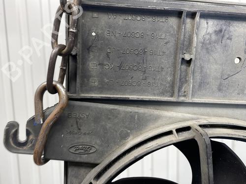 Used Radiator fan Radiator fan 30322354 30322354