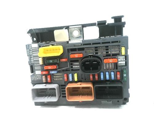 Used Fuse box CITROËN C5 III (RD_) 1.6 HDi 110 (RD9HZC) (109 hp) 24446666