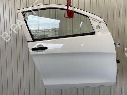 right-front-door-suzuki-celerio-lf-2014-24409209 main image