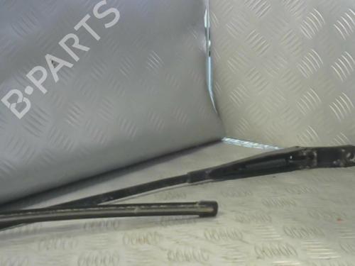 Used Front windshield wiper arm PEUGEOT 3008 I MPV (0U_) 1.6 HDi (109 hp) 22098716