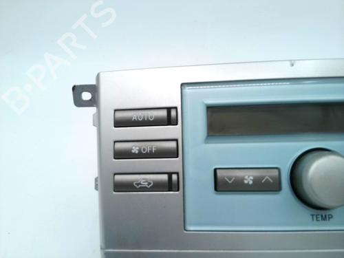 Used Climate control Climate control TOYOTA COROLLA Verso (ZER_, ZZE12_, R1_) 2.2 D-4D (AUR10_, AUR10R) (136 hp) 27486277 27486277