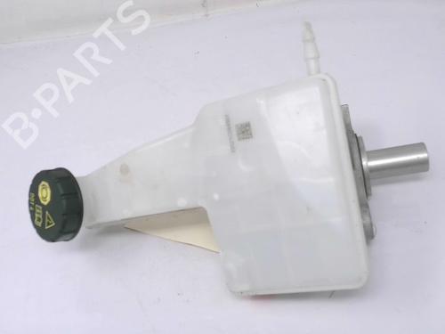 Used Brake master cylinder Brake master cylinder OPEL CORSA F (P2JO) 1.2 (68) (75 hp) 39017220 39017220