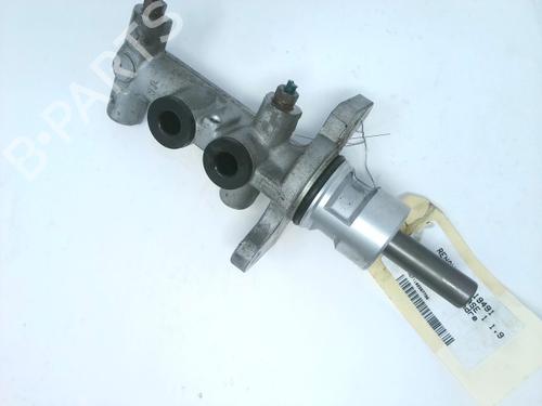 Used Brake master cylinder RENAULT TRAFIC II Van (FL) 1.9 dCi 80 (FL0B) (82 hp) 26213917