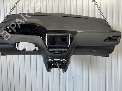 Used Dashboard PEUGEOT 208 I (CA_, CC_) 1.6 HDi / BlueHDi 75 (75 hp) 27606445