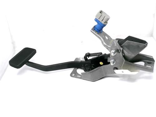Used Break pedal Break pedal 39152605 39152605