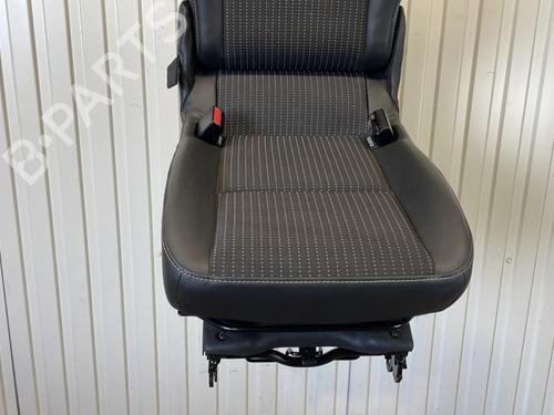 Rear seat RENAULT SCÉNIC III (JZ0/1_) 1.6 dCi (JZ00, JZ12) | BP29318499C17