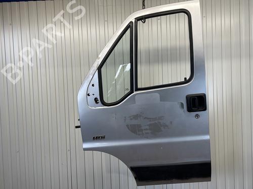 Used Left front door PEUGEOT BOXER Van (244) 2.8 HDi (128 hp) 21202093