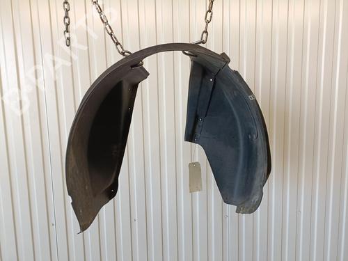 wheel-arch-bluecar-blueutility-2011-33432601 main image