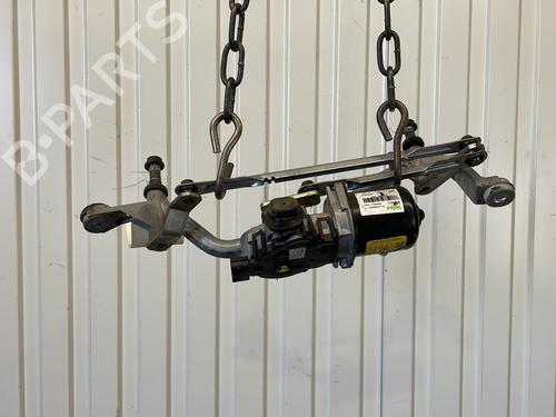 Used Front wiper motor RENAULT CLIO IV Grandtour (KH_) 1.5 dCi 90 (KHN3, KHN4) (90 hp) 29287944