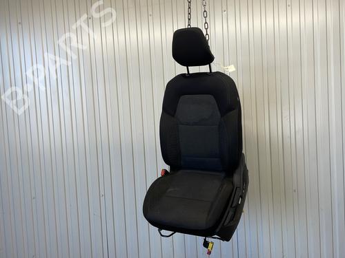 Used Left front seat RENAULT CLIO V (B7_) 1.5 Blue dCi 85 (B7AG) (86 hp) 26688467