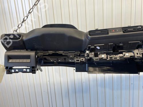 Used Dashboard Dashboard PEUGEOT PARTNER Box Body/MPV (K9) 1.5 BlueHDi 100 (102 hp) 27594630 27594630