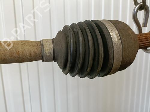 Used Right front driveshaft Right front driveshaft RENAULT TWINGO II (CN0_) 1.2 16V (CN0K, CN0V, CN0A) (76 hp) 22100623 22100623