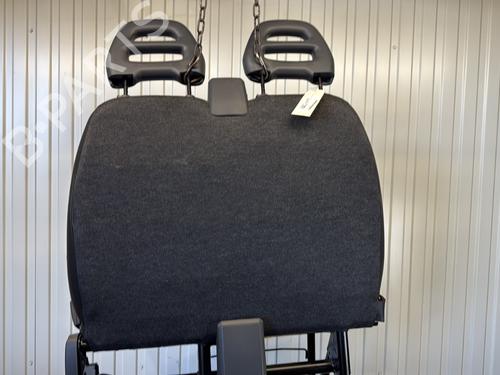 Right front seat PEUGEOT BOXER Van 2.2 BlueHDi 165 | BP29188777C16  - Image 6