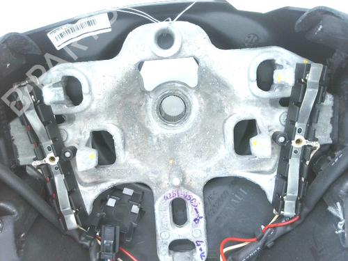 steering-wheel-renault-clio-iv-bh_-2012-2013-2014-2015-2016-2017-2018-2019-2020-2021-26707782 main image